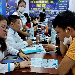 Doanh nghiệp tuyển dụng lao động. Ảnh: Nhật Dương.