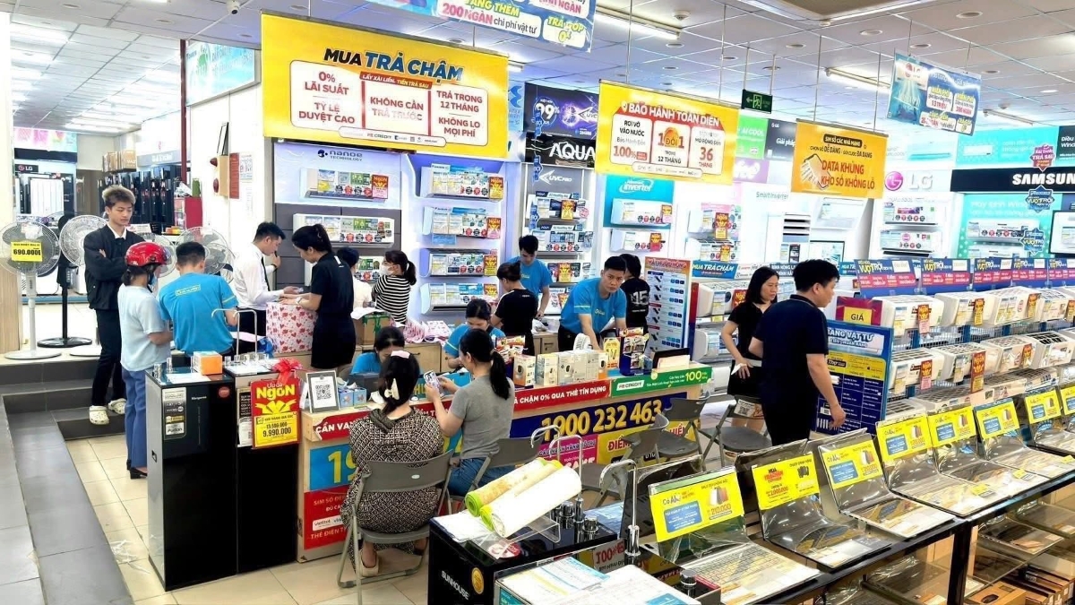 Sức mua duy trì đà tăng trưởng mạnh mẽ trên toàn hệ thống giúp chuỗi bán lẻ nội địa liên tục bứt phá về doanh thu ngay trong những tháng đầu năm. Ảnh: DMX.