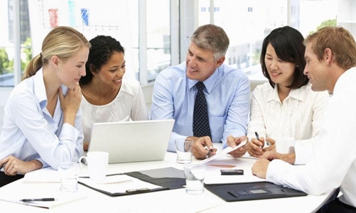 Hà Nội: Ủy quyền cấp xã giải quyết các thủ tục liên quan giấy phép cho lao động nước ngoài 
