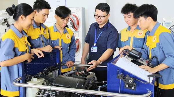 VCCI kiến nghị xóa bỏ “giấy phép con”, đơn giản hóa thủ tục đầu tư giáo dục 