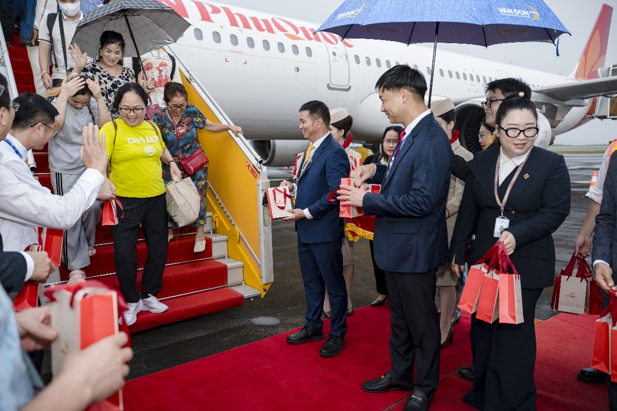 Sun PhuQuoc Airways chính thức khai thác đường bay TP.HCM - Vân Đồn tần suất 4 chuyến mỗi tuần.