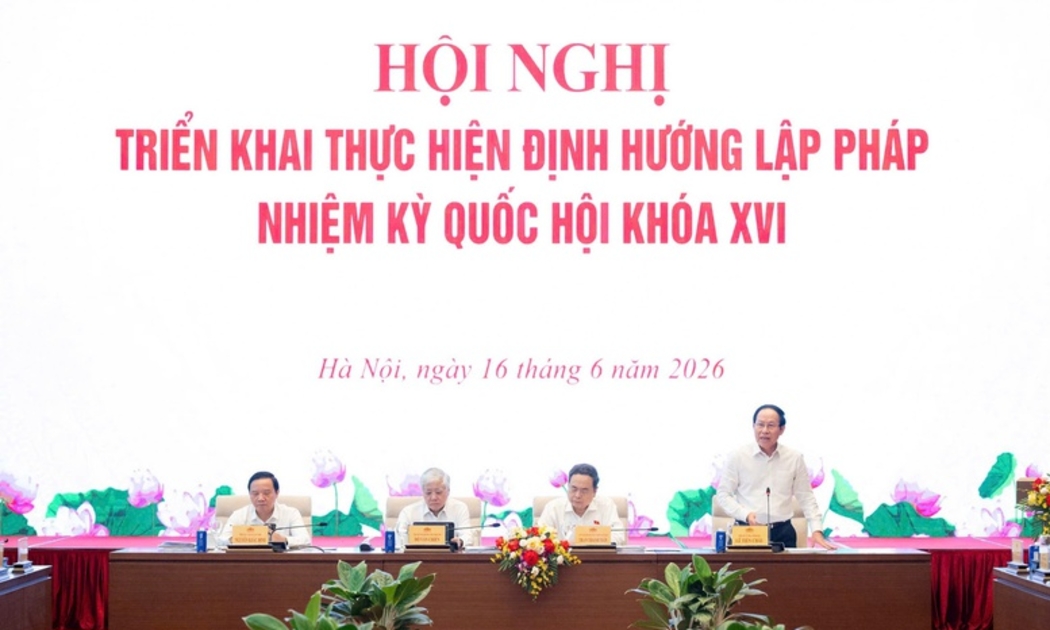 Phó Thủ tướng Lê Tiến Châu phát biểu tại Hội nghị triển khai thực hiện Định hướng lập pháp nhiệm kỳ Quốc hội khóa XVI - Ảnh: VGP.