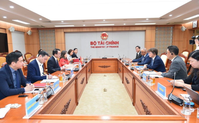 ADB plans $4.6bln financing package for Vietnam through 2029