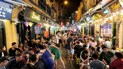 Hanoi promotes night-time economy