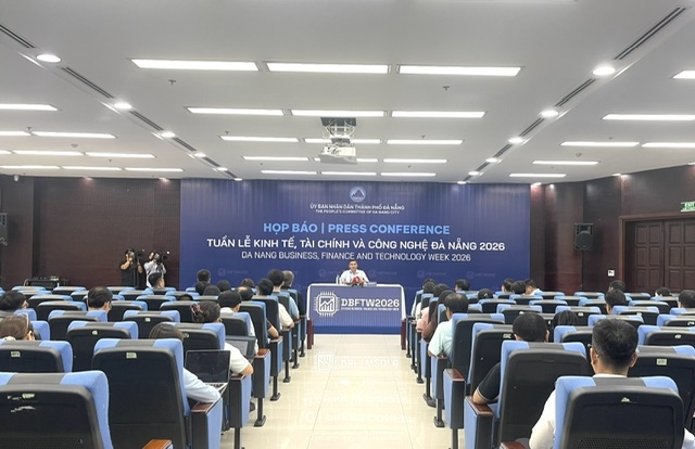 Toàn cảnh buổi họp báo. Ảnh Ngô Anh Văn