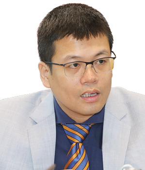 Mr. Nguyen Anh Duong, Head of the Department for General Economic Issues and Integration Studies, Institute for Policy and Strategic Studies (IPSS)