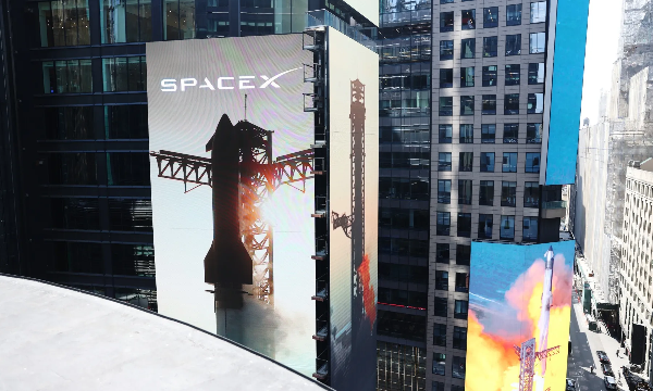 Cổ phiếu SpaceX tiếp tục tăng nóng, vốn hóa vượt 2,5 nghìn tỷ USD