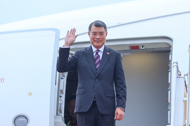Thủ tướng Lê Minh Hưng lên đường dự Hội nghị Cấp cao kỷ niệm 35 năm quan hệ ASEAN-Nga - Ảnh: VGP