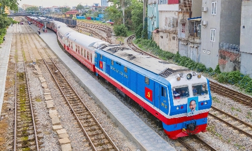 Khẩn trương trình Quốc hội điều chỉnh chủ trương đầu tư đường sắt Lào Cai – Hà Nội – Hải Phòng