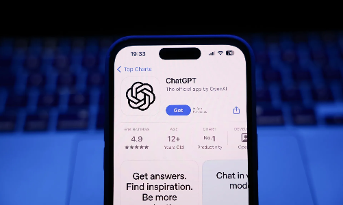 Lần đầu tiên thị phần ChatGPT giảm xuống dưới 50%