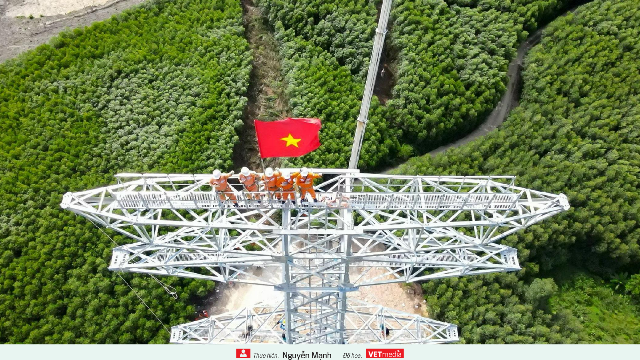 Nhận diện cơ hội và thách thức trong xây dựng mô hình phát triển mới