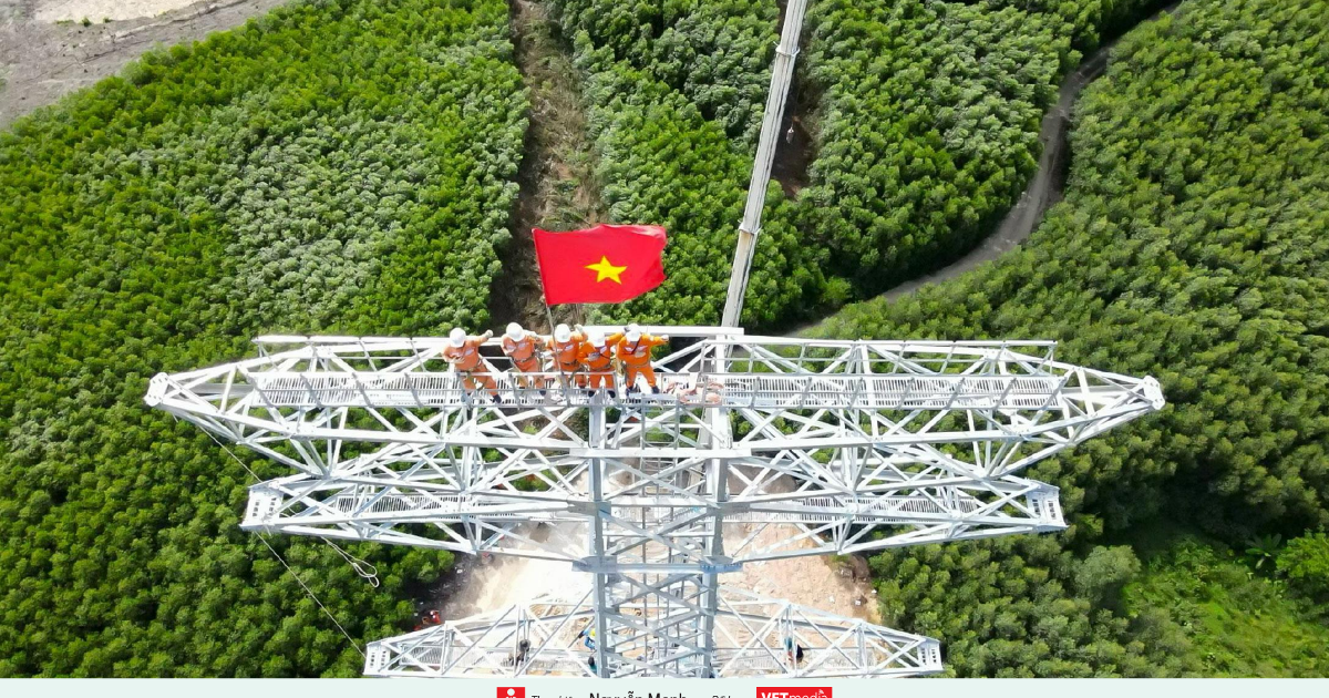 Nhận diện cơ hội và thách thức trong xây dựng mô hình phát triển mới