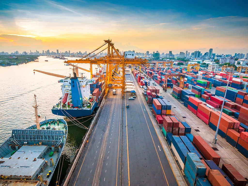 Cảng Cát Lái hiện đóng góp khoảng 50% tổng sản lượng container xuất nhập khẩu cả nước và chiếm hơn 85% của khu vực phía Nam, cảng sở hữu năng lực xử lý vượt trội, lọt top các cảng biển lớn nhất thế giới