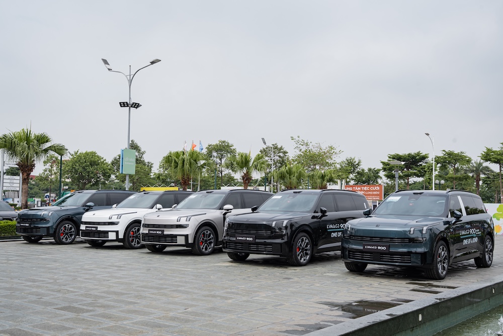Mẫu xe SUV Full Size Lynk&Co 900 vừa được ra mắt tại thị trường Việt.