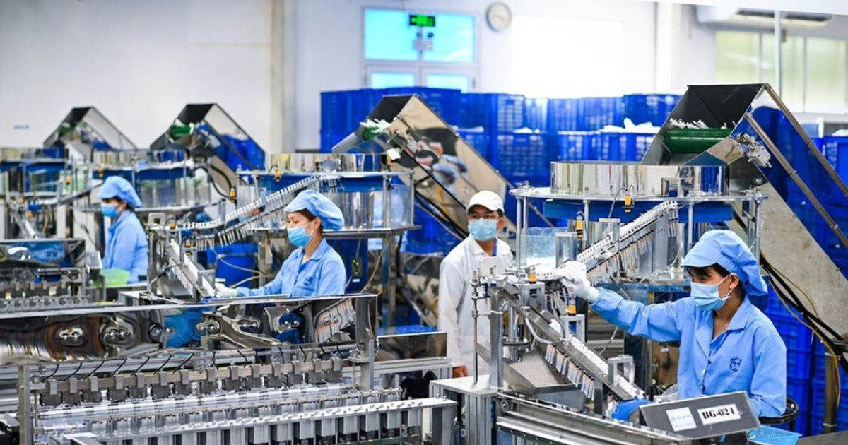 H&agrave; Nội hỗ trợ ph&aacute;t triển cho doanh nghiệp tư nh&acirc;n trong 5 ng&agrave;nh trọng điểm