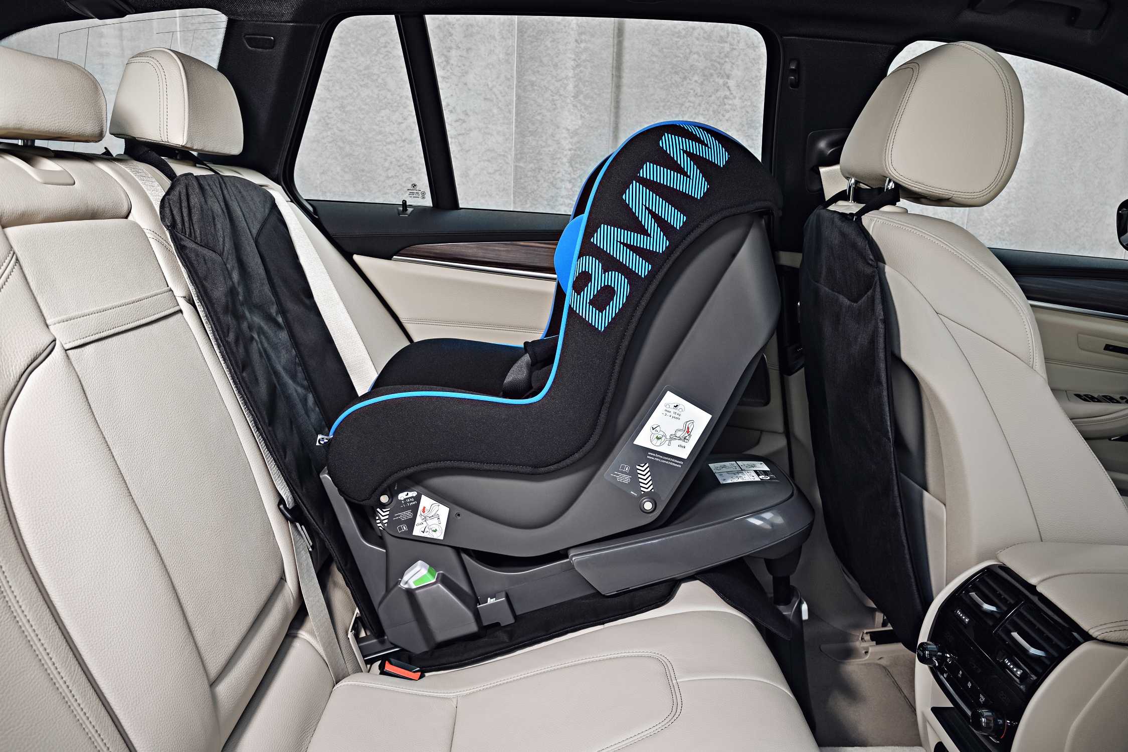 Hệ thống kết nối ISOFIX cũng là một chi tiết kỹ thuật tạo ra sự khác biệt lớn.
