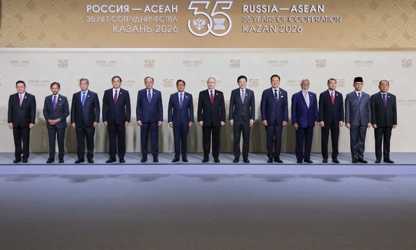 Thủ tướng Lê Minh Hưng tham dự phiên toàn thể Hội nghị Cấp cao Kỷ niệm 35 năm quan hệ ASEAN-Nga