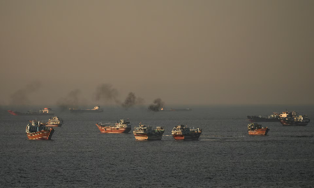 Eo biển Hormuz nhìn từ phía Oman ngày 15/6/2026 - Ảnh: Reuters.