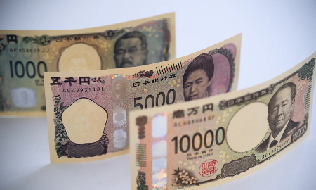Đồng yên sụt xuống mức thấp nhất 2 năm sau quyết định lãi suất của Fed