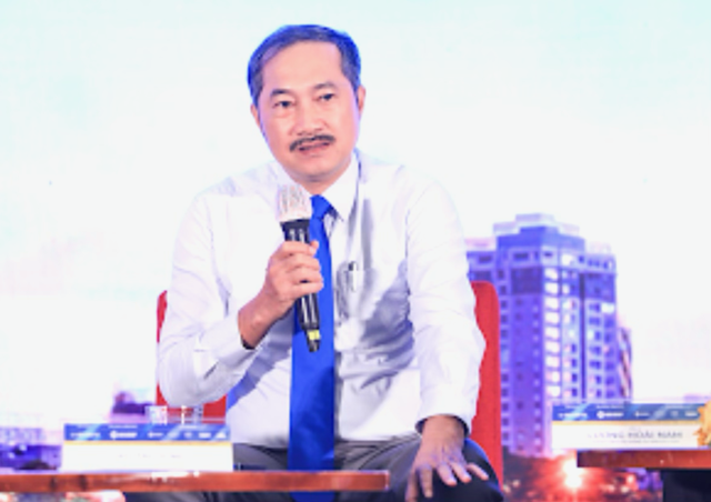 Ông Cao Trí Dũng, Chủ tịch Hiệp hội Du lịch Đà Nẵng chia sẻ tại hội nghị Côte d’Azur, Pháp. 