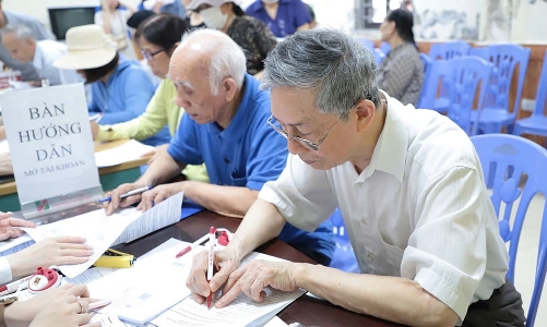 Hà Nội: Hơn 20.000 người có nguy cơ gián đoạn nhận lương hưu tháng 7