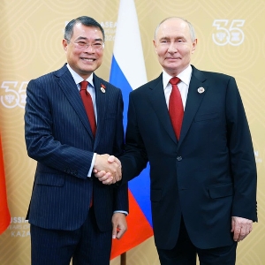 Thủ tướng Chính phủ Lê Minh Hưng và Tổng thống Nga Vladimir Putin - Ảnh: VGP