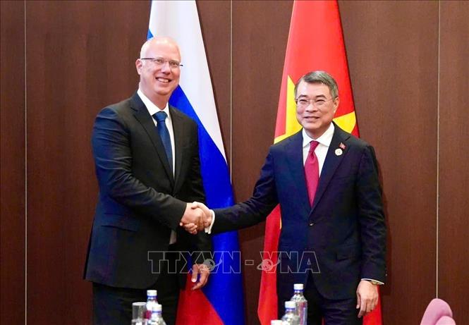 Thủ tướng Chính phủ Lê Minh Hưng tiếp Tổng Giám đốc Quỹ Đầu tư trực tiếp Nga Kiril Dmitriev. Ảnh: TTXVN
