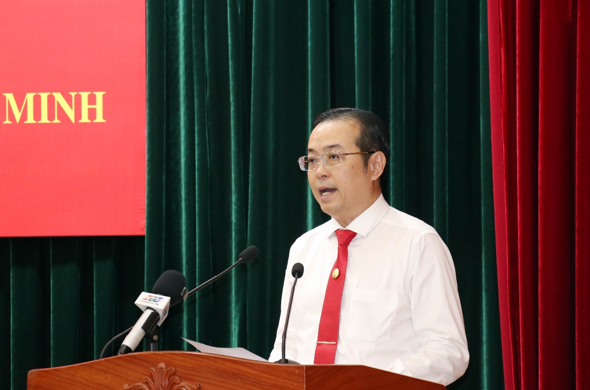 Ông Lê Văn Minh được bổ nhiệm giữ chức Tổng Giám đốc Cơ quan Báo và Phát thanh, Truyền hình Thành phố Hồ Chí Minh. Ảnh: TTXVN