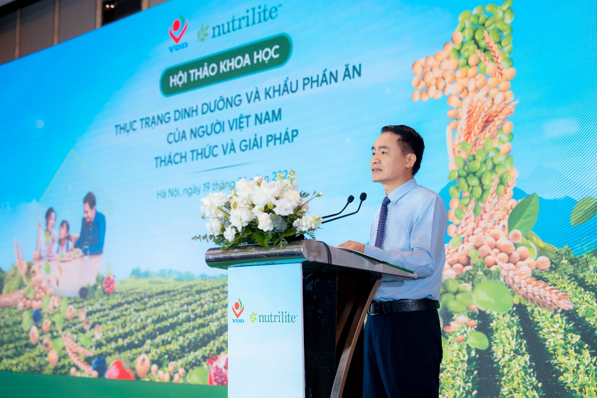 PGS. TS. Trần Thanh Dương nhấn mạnh dinh dưỡng hợp lý đóng vai trò quan trọng trong việc duy trì sức khỏe, nâng cao chất lượng cuộc sống và đảm bảo năng suất lao động.