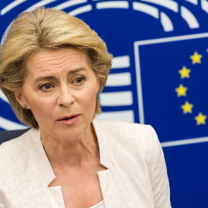 Chủ tịch EC Ursula von der Leyen - Ảnh: Bloomberg.