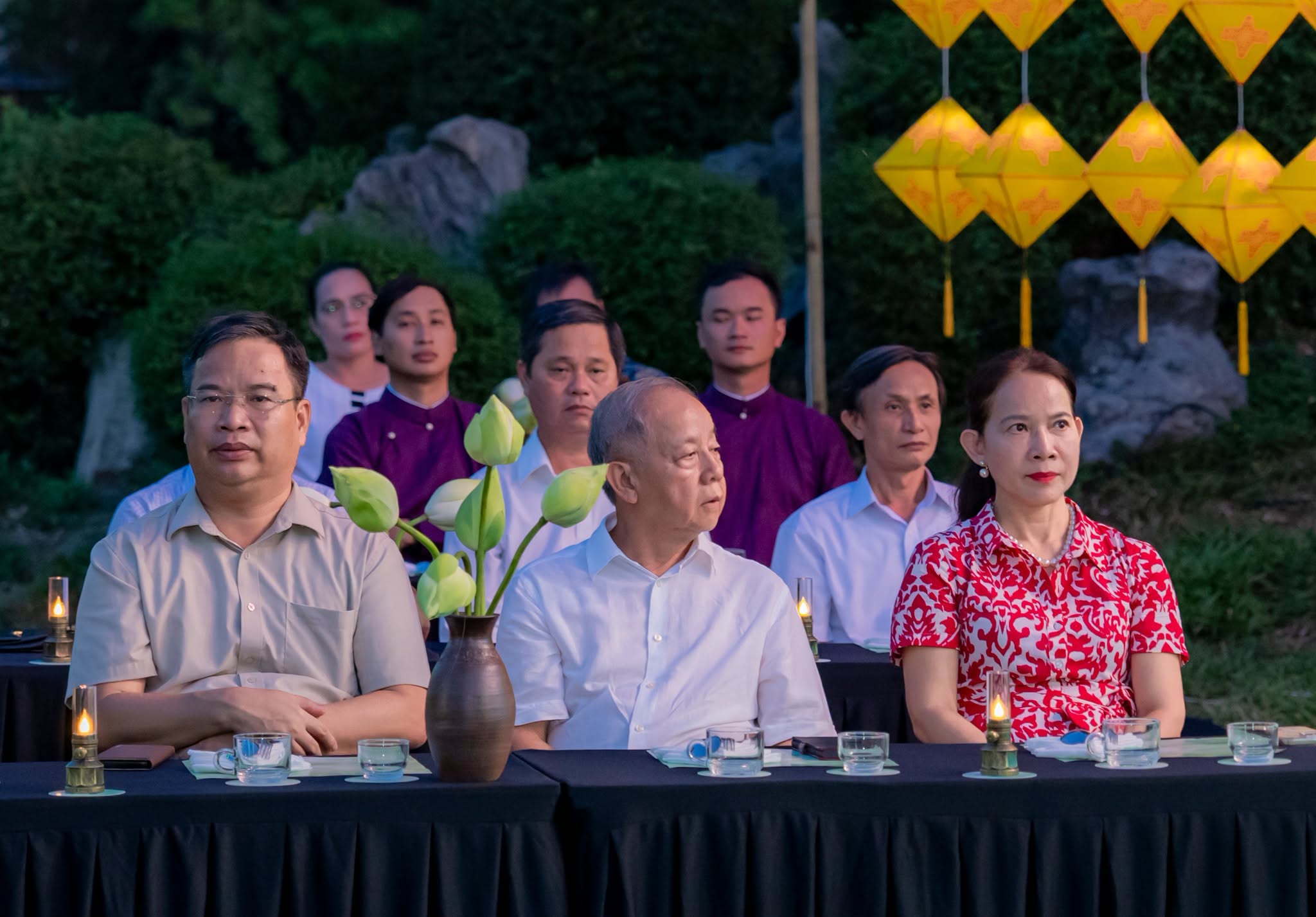 Ngày hội Sen Huế 2026 thu hút đông đảo người dân và du khách đến tham quan, trải nghiệm tại Hồ Tịnh Tâm.