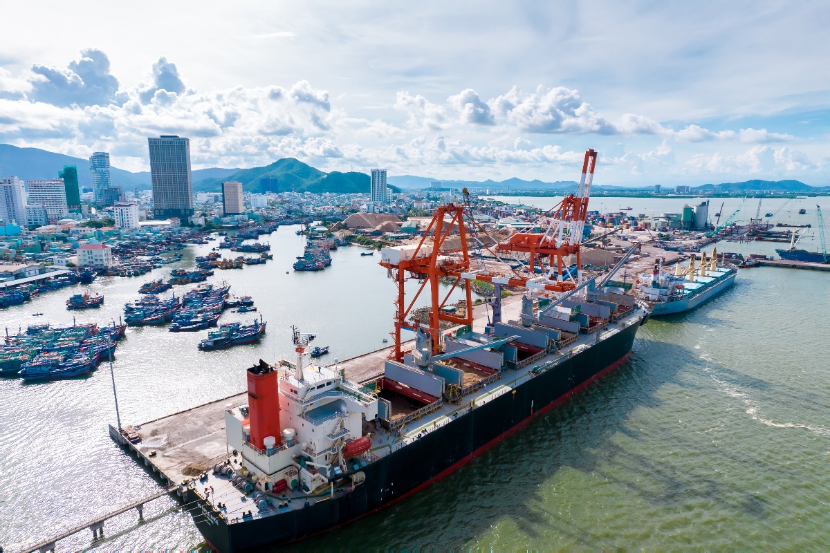 Cảng Quy Nhơn là cửa ngõ chiến lược của khu vực miền Trung - Tây Nguyên.