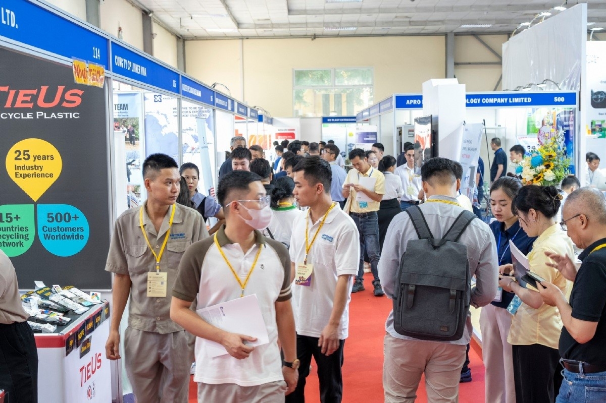 HanoiPlas 2025 chào đón hơn 8,400 lượt khách tham quan trong 4 ngày.