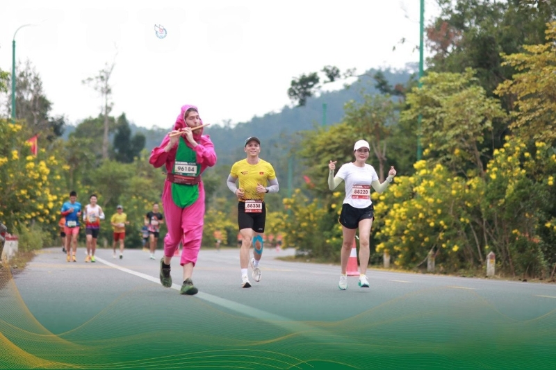Giải chạy Yên Tử Heritage Marathon “Chạm vào vùng di sản” sexgia tăng sức hút cho du lịch Quảng Ninh dịp cuối năm.