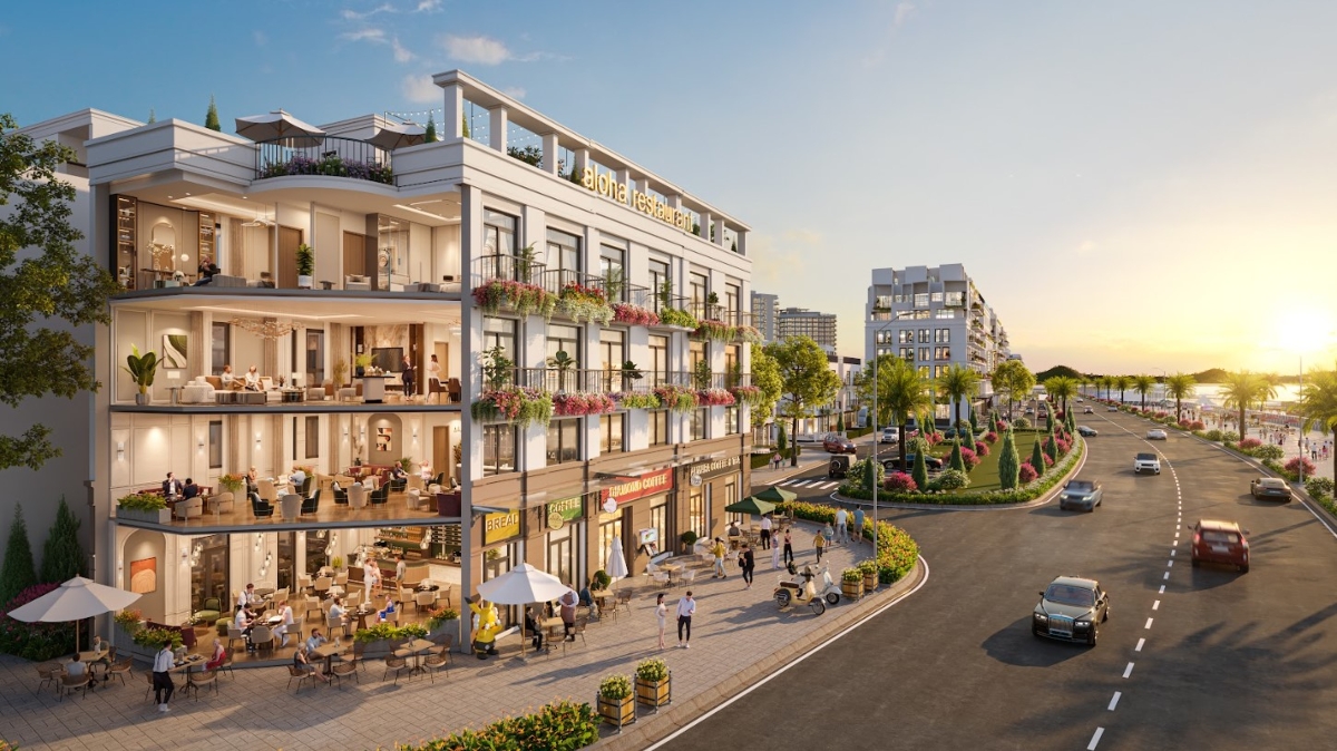 Dãy shophouse tại Vlasta - Sầm Sơn nằm trên các trục giao thông nội khu, hưởng lợi từ dòng khách du lịch, khách lưu trú và cộng đồng cư dân hình thành trong khu đô thị. Nguồn ảnh: Vlasta - Sầm Sơn.