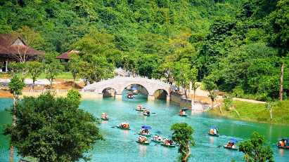 Chinese tourism firm boosts investment and cooperation in Vietnam