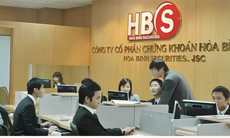 Chứng khoán Hòa Bình muốn tự đặt lệnh bán cổ phiếu trên 481 tài khoản của khách hàng?