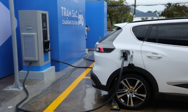 Những quy định mới về việc chung cư phải bố trí riêng chỗ đỗ và sạc xe điện từ 15/12/2026