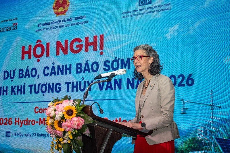Bà Ramla Khalidi, Trưởng đại diện thường trú UNDP tại Việt Nam: "Các hiện tượng thời tiết cực đoan đã trở thành trạng thái bình thường mới, và các hệ thống của chúng ta phải thích ứng phù hợp". Ảnh: UNDP