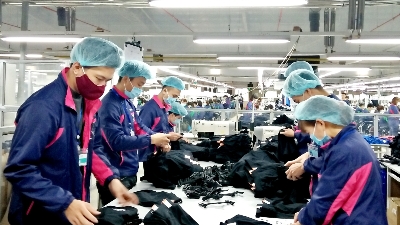 Vietnamese Trade Union proposes 9.8% increase in regional minimum wage for 2027