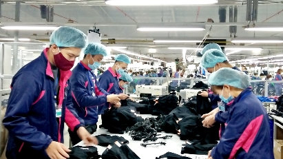 Vietnamese Trade Union proposes 9.8% increase in regional minimum wage for 2027