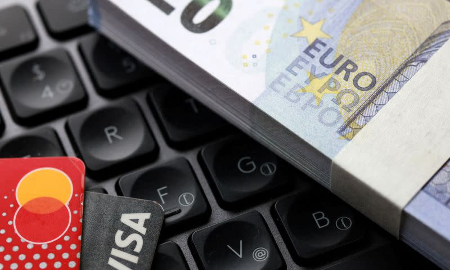 EU tính phát hành đồng euro số để giảm phụ thuộc vào hệ thống thanh toán Mỹ