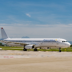 Tàu bay Airbus A321 mang số hiệu VN-A290 mới của Vietravel Airlines.