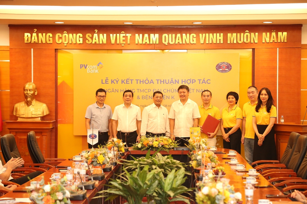 PVcomBank tăng cường hợp tác với các đơn vị trong ngành y tế và giáo dục, mở rộng hệ sinh thái đối tác. Ảnh: PVcomBank.