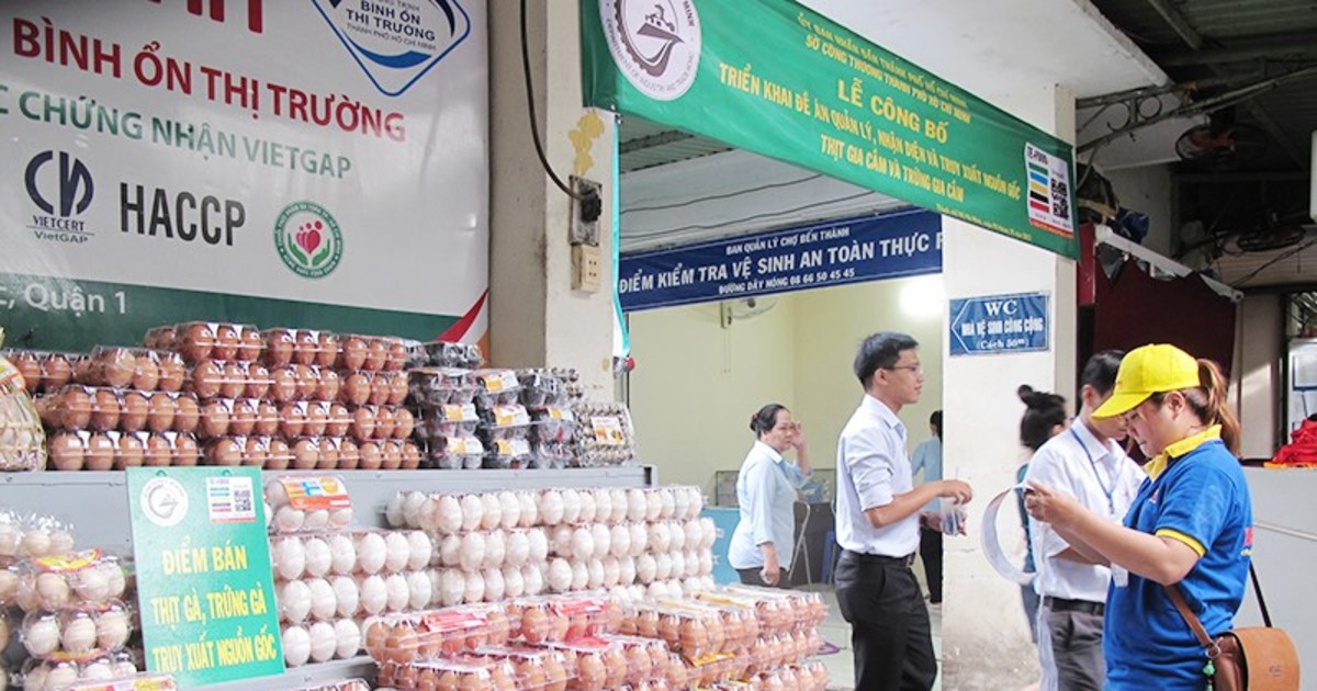 TP.Hồ Chí Minh tăng cường giám sát an toàn thực phẩm ngay từ thị trường