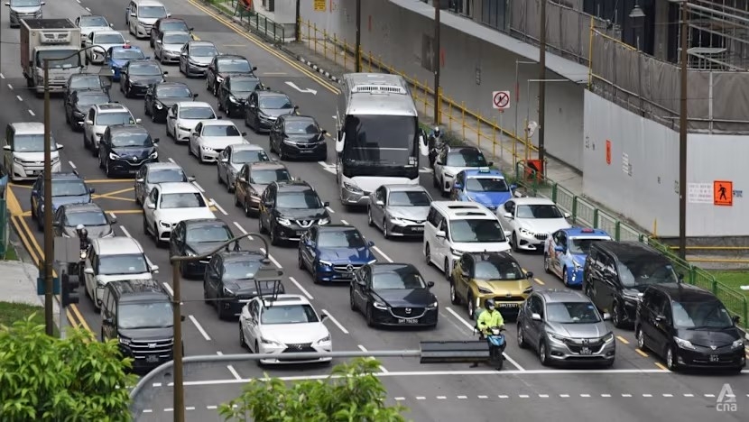 Các phương tiện giao thông tại Singapore. Ảnh: CNA/Syamil Sapari