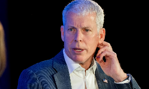 Bộ trưởng Năng lượng Mỹ Chris Wright - Ảnh: Reuters