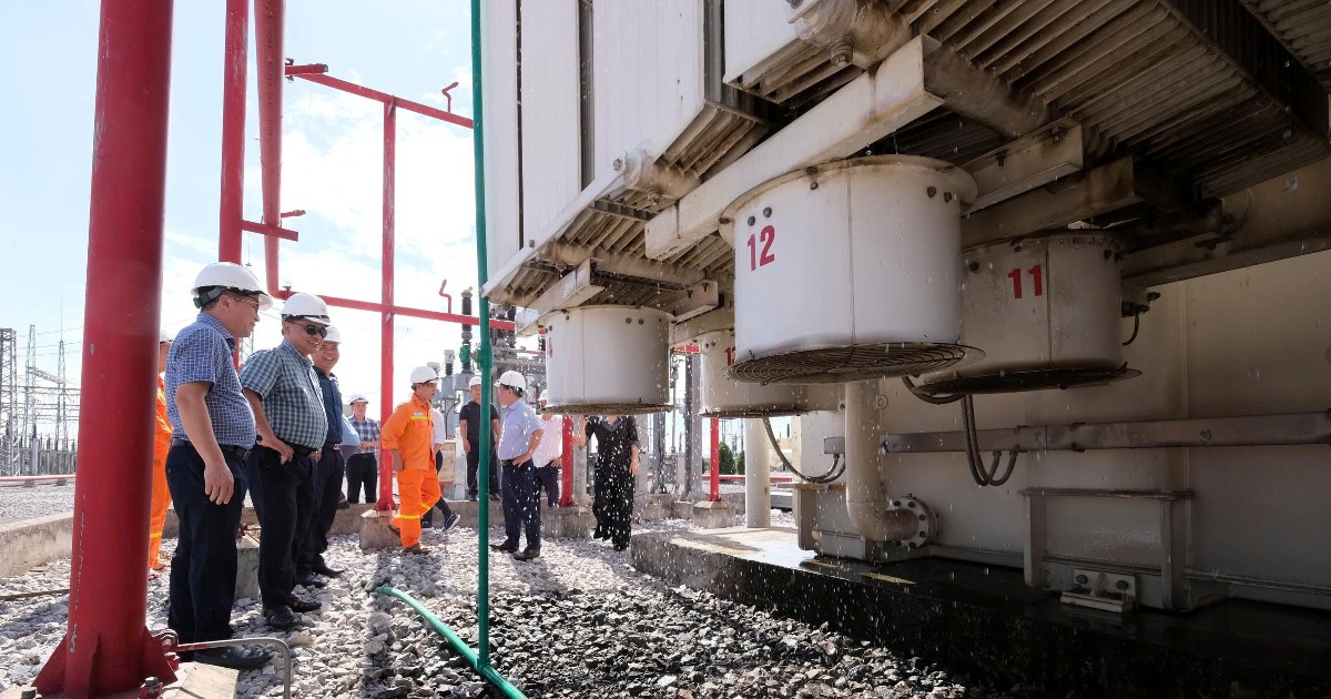 Đảm bảo cung ứng điện ổn định trước &aacute;p lực phụ...