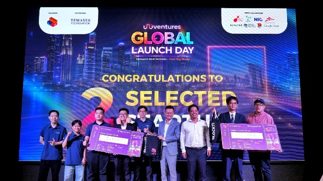 Two Vietnamese startups secure places in incubation program in Singapore