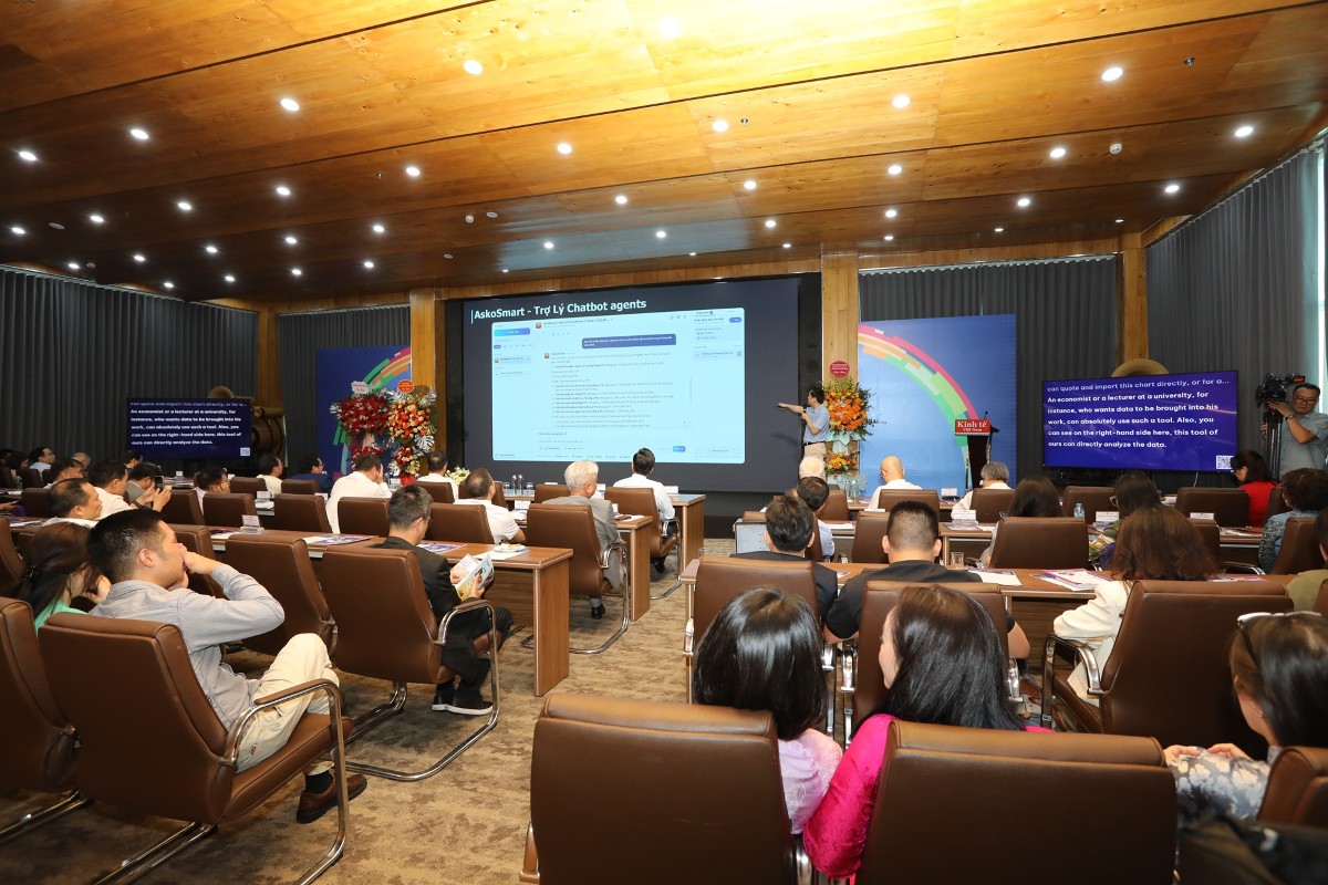 Ông Nguyễn Sỹ Hoàng, Phó Tổng Thư ký tòa soạn Tạp chí Kinh tế Việt Nam/VnEconomy, giới thiệu về Askonomy
